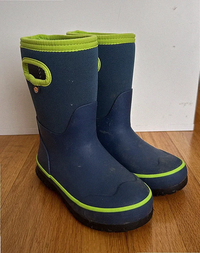 Bogs Kids Grasp Classic Waterproof Snow/Rain Boot Youth Size 12 Blue